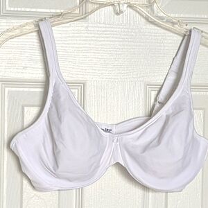 Bali (36D) Classic White Underwire Bra